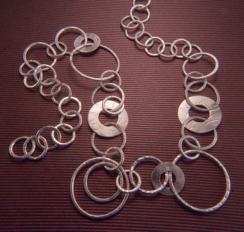 Halskette asymmetrische Elemente Handanfertigung